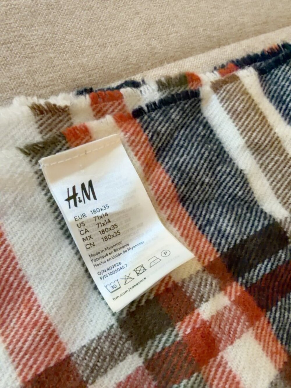 H&M Plaid Fringe Scarf, Cream/ Navy/ Rust, Fall - Picture 2 of 3